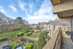 Photo 11- click for photo gallery